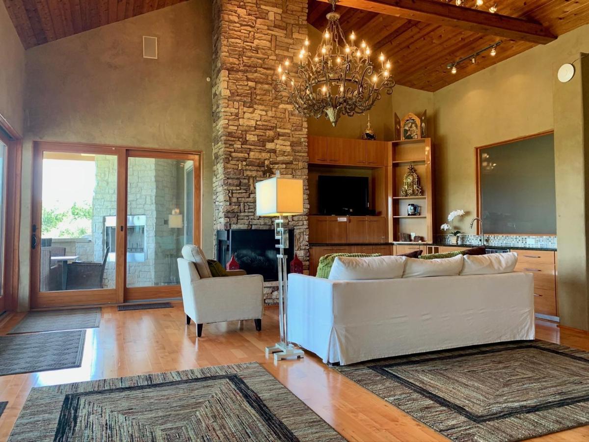 Vila Scenic Hill Country Retreat - Rhino Ranch New Braunfels Exteriér fotografie